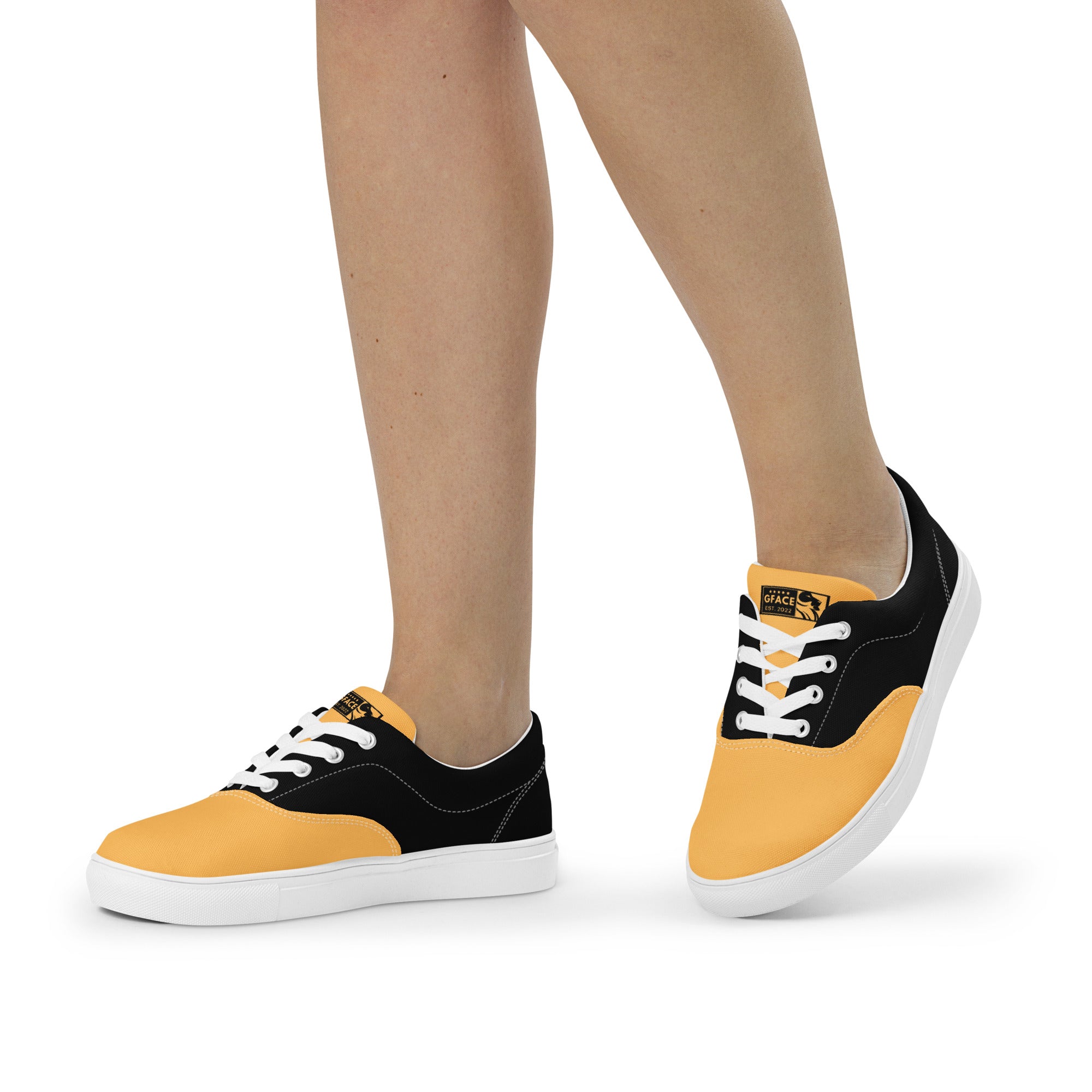 Women’s lace-up Gface kicks